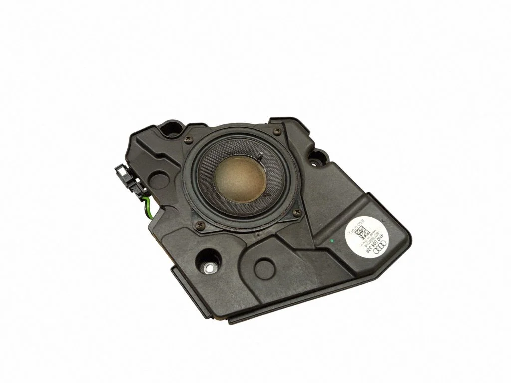 Augstfrekvences skaļrunis (-ņi) priekšējās durvīs 4H0035306
