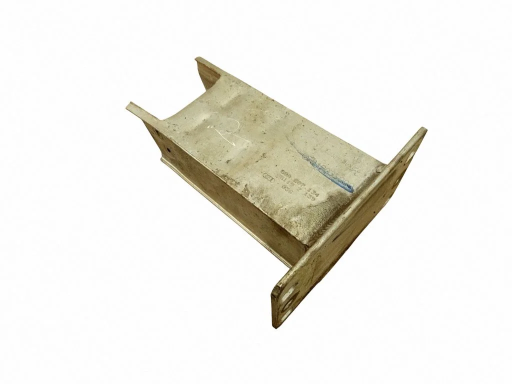 Priekšējā bampera pastiprinājums 80A807134