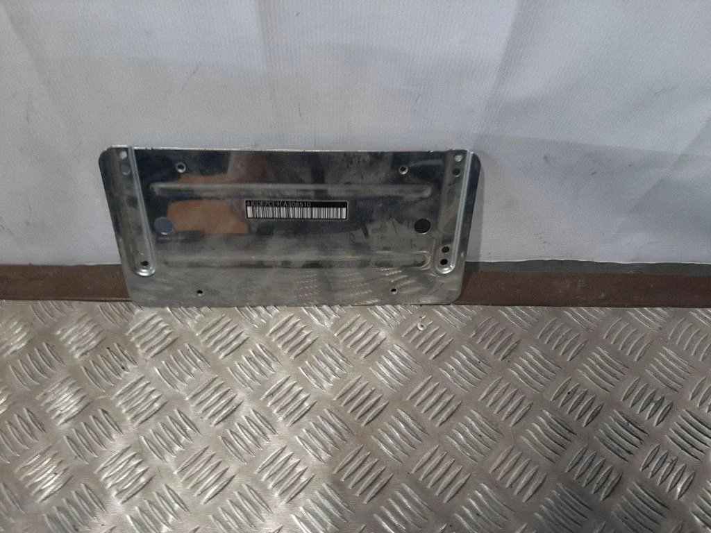 Numura zīmes turētājs A1698170211