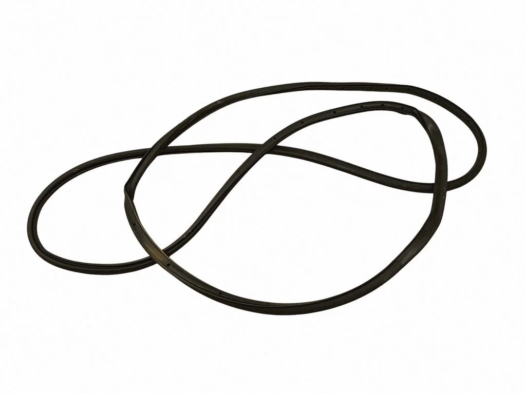Priekšējā blīvgumija (uz durvīm) – labā