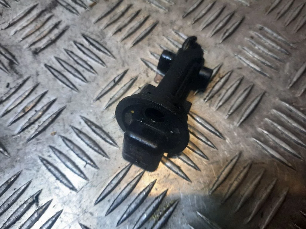 Sadales vārpstas stāvokļa devējs 05149141AF