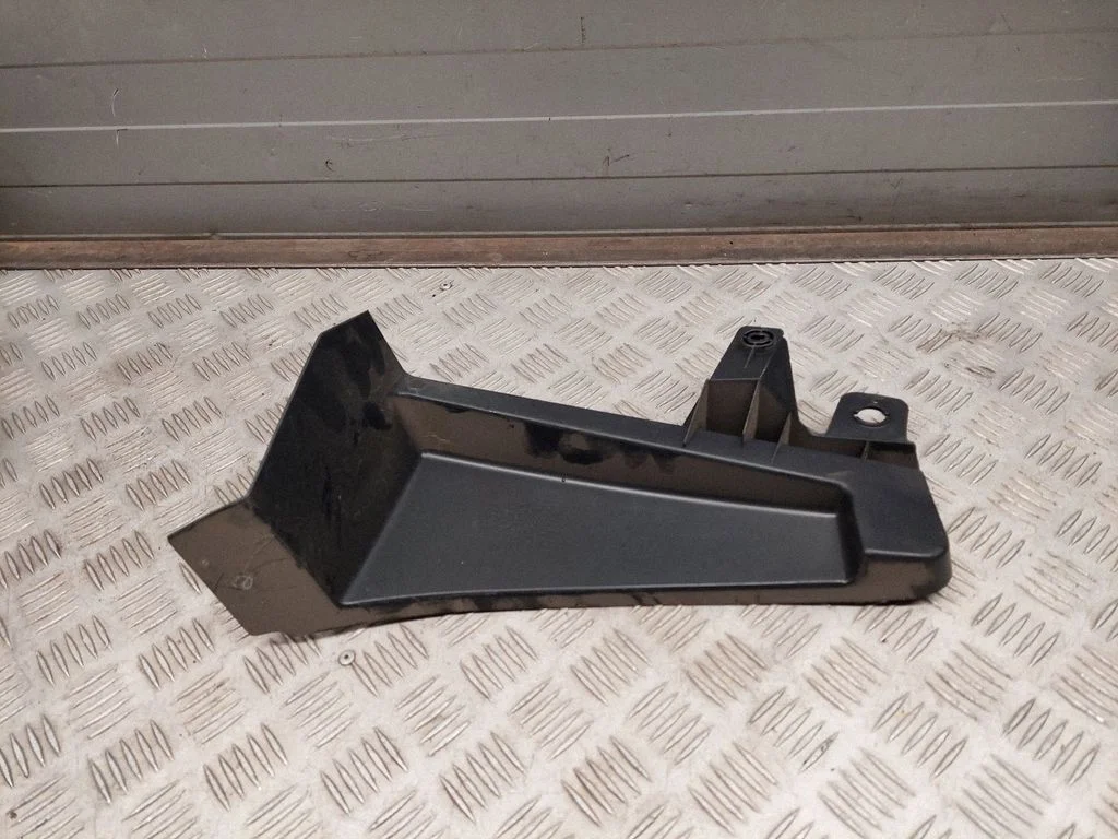 Cita motora nodalījuma detaļa 8U1819979A