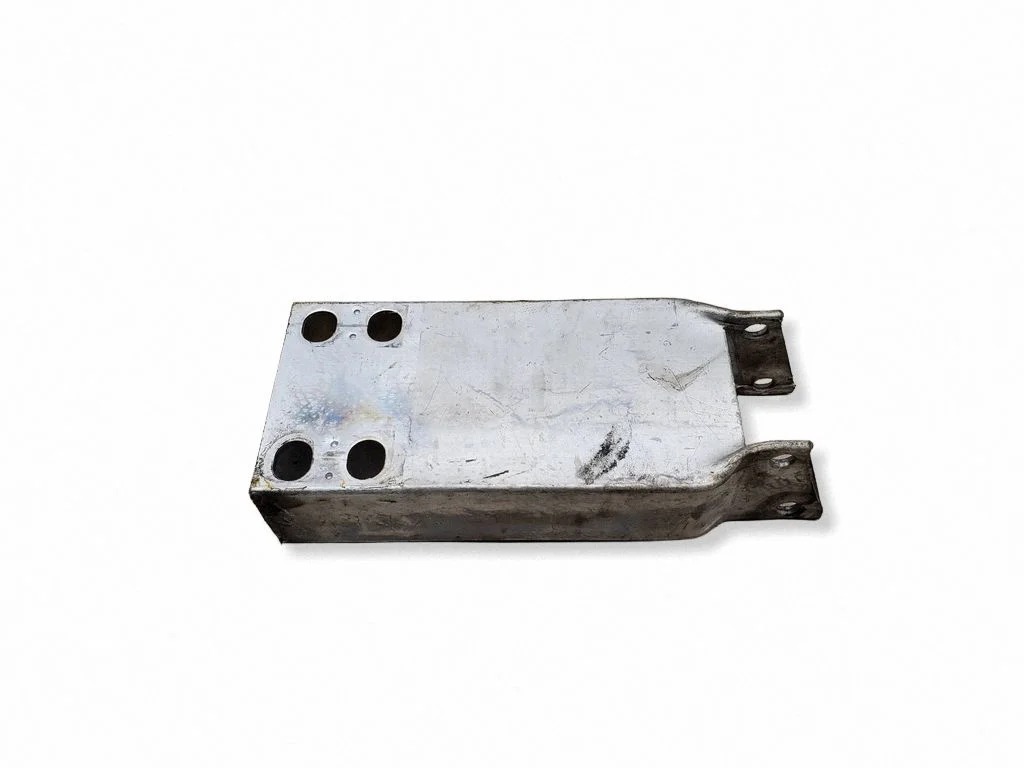Radiatoru paneļa apakšējā daļa A2056200695