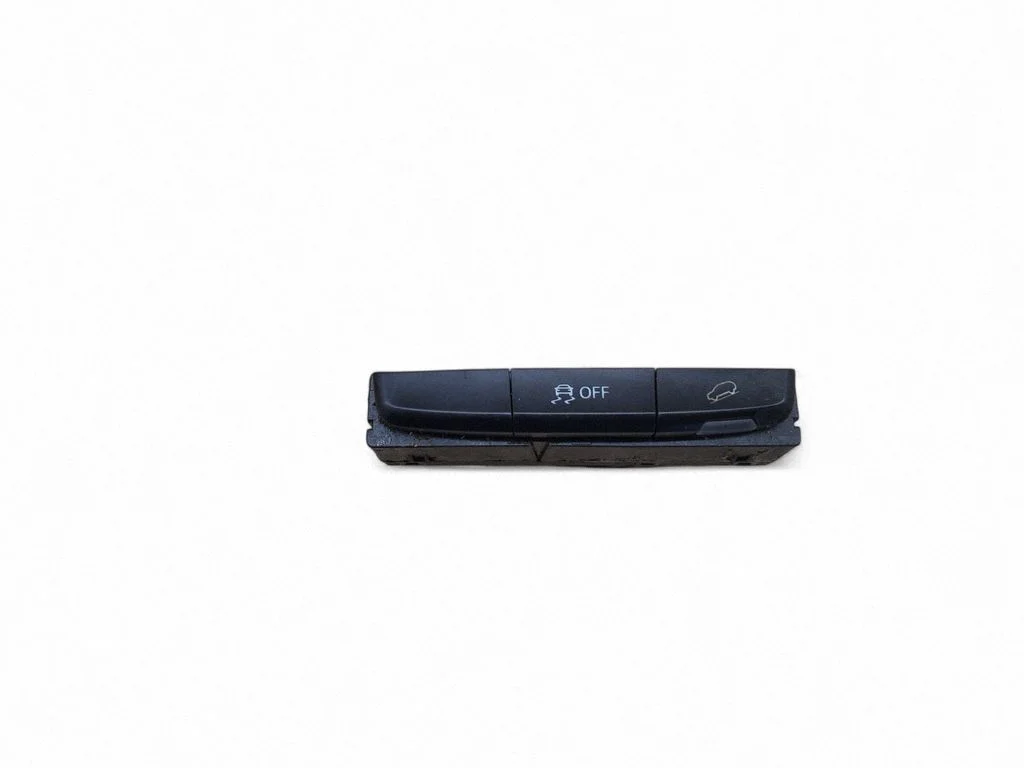 ESP (stability program) switch – Audi Q5 SQ5 8R (2008-2017)