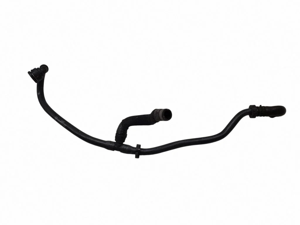 Küttekeha radiaatori toru / voolik 4N1819316A