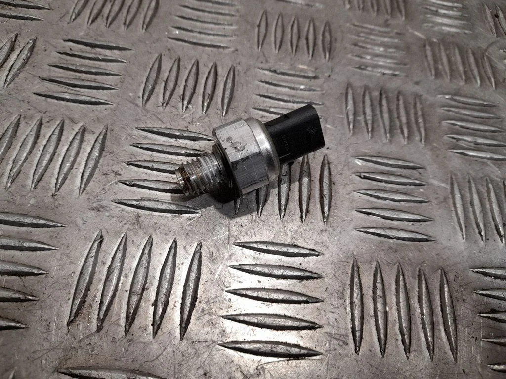 Eļļas spiediena sensors 12661808