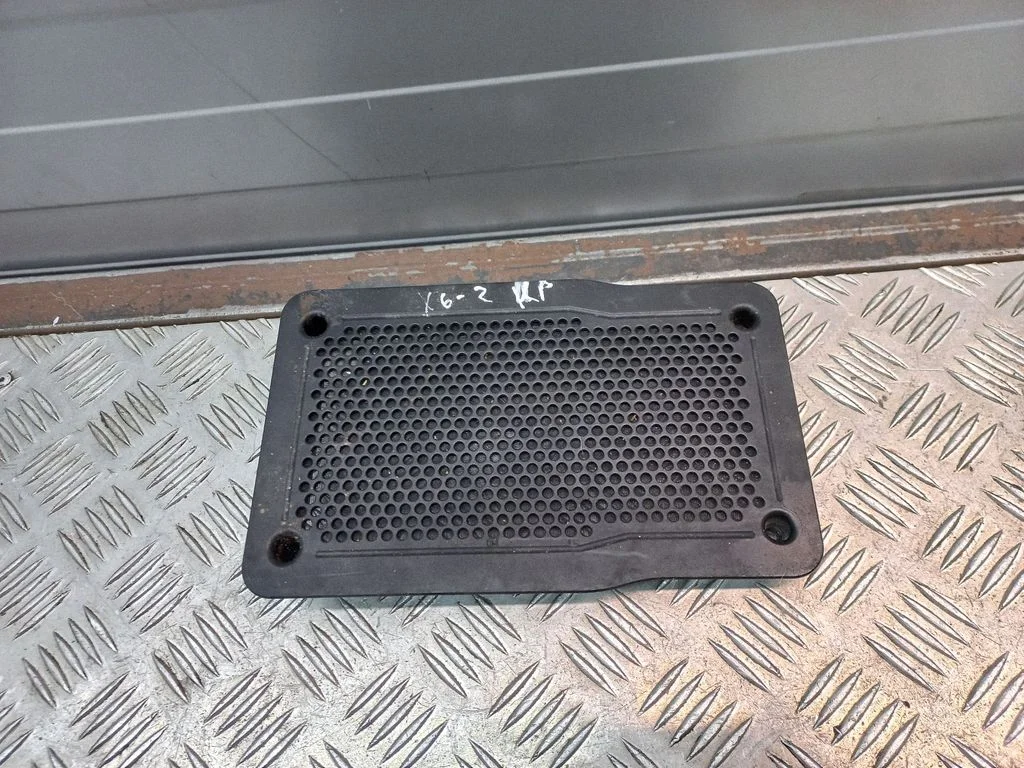 Zemfrekvences skaļruņa reste/vāciņš 9112469