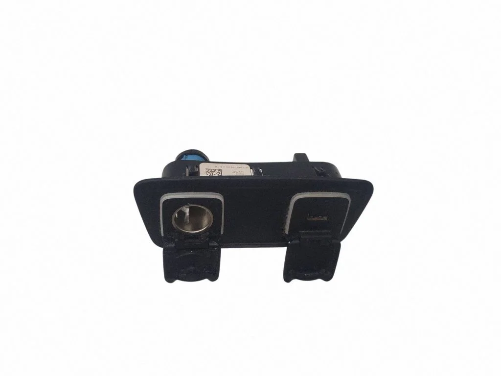 USB ligzda 68229847AB