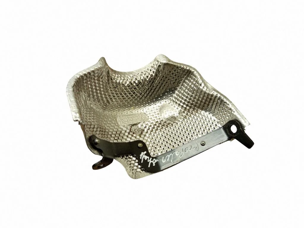 Heat shield in engine bay 5N0521441D