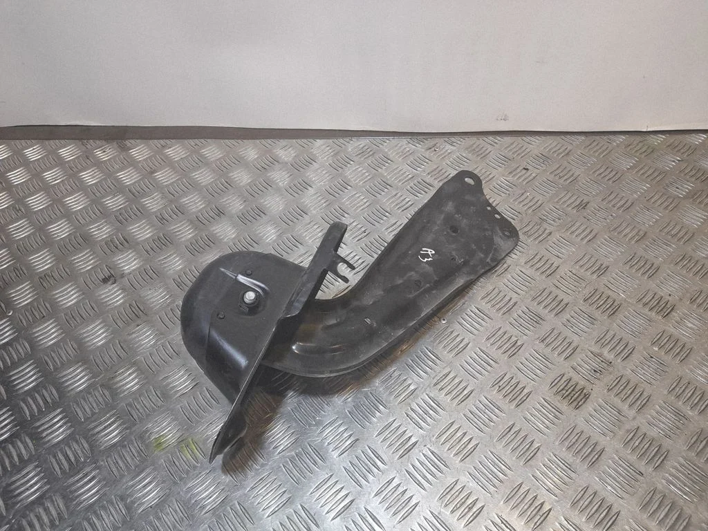 Tagumine pikivarras – Audi A3 S3 8V (2013-2019)