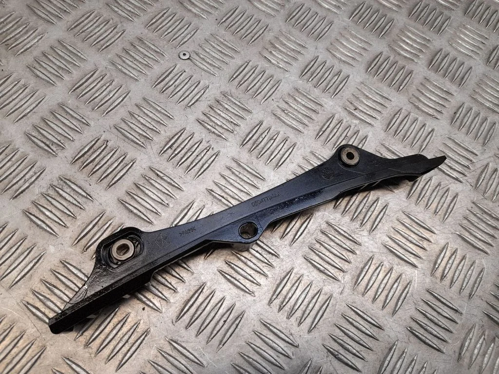 Slide rail for timing chain – Dodge Durango III (2010-)