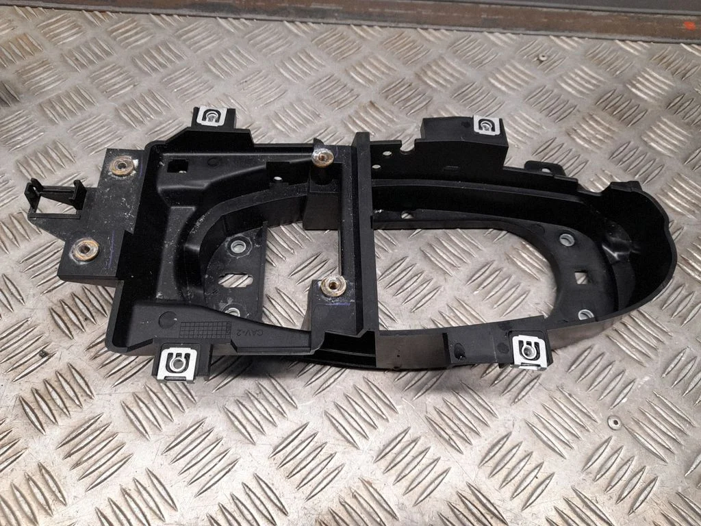 Gear shift cable bracket – Audi A5 (2016-2024)