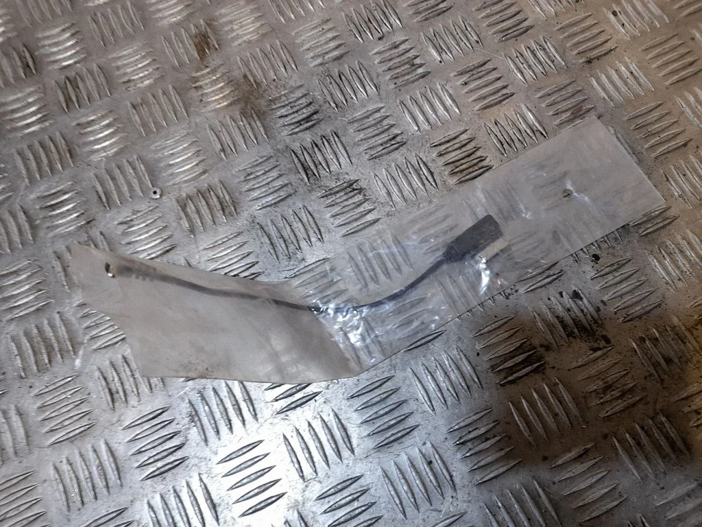 iPod ligzda 7P6035443