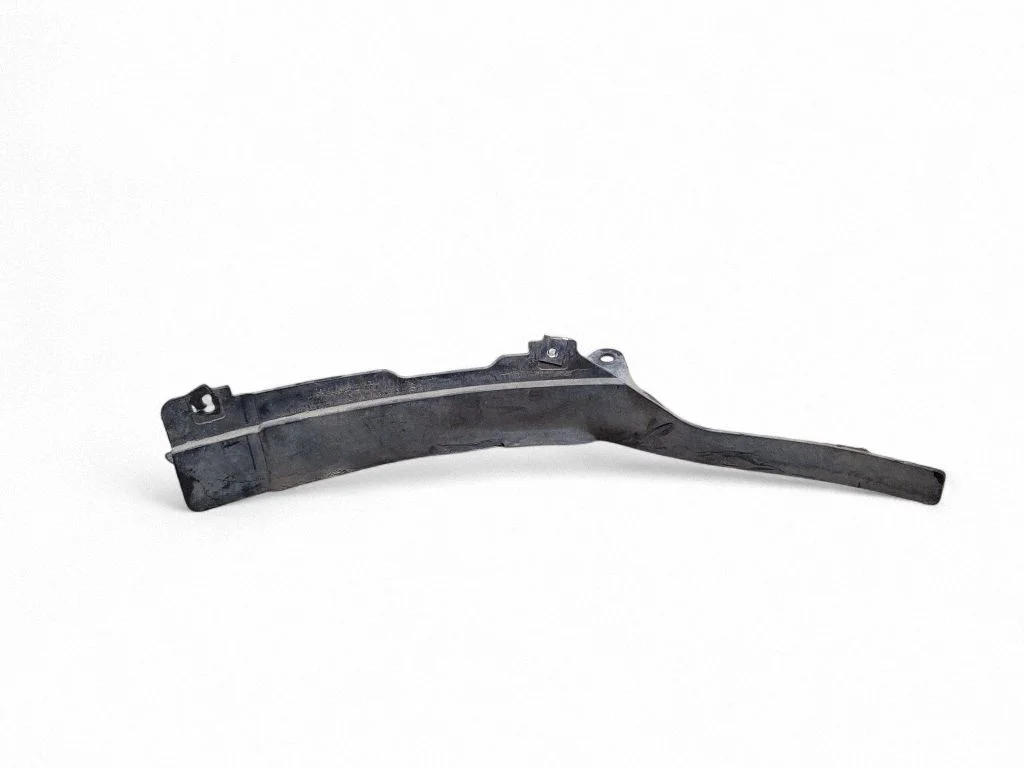 Priekšējā dubļusarga kronšteins 4M0853887C