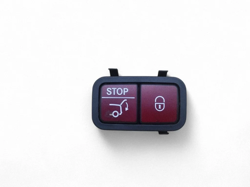 Tailgate opening switch – Mercedes-Benz GLC-Class C253 (2016-)