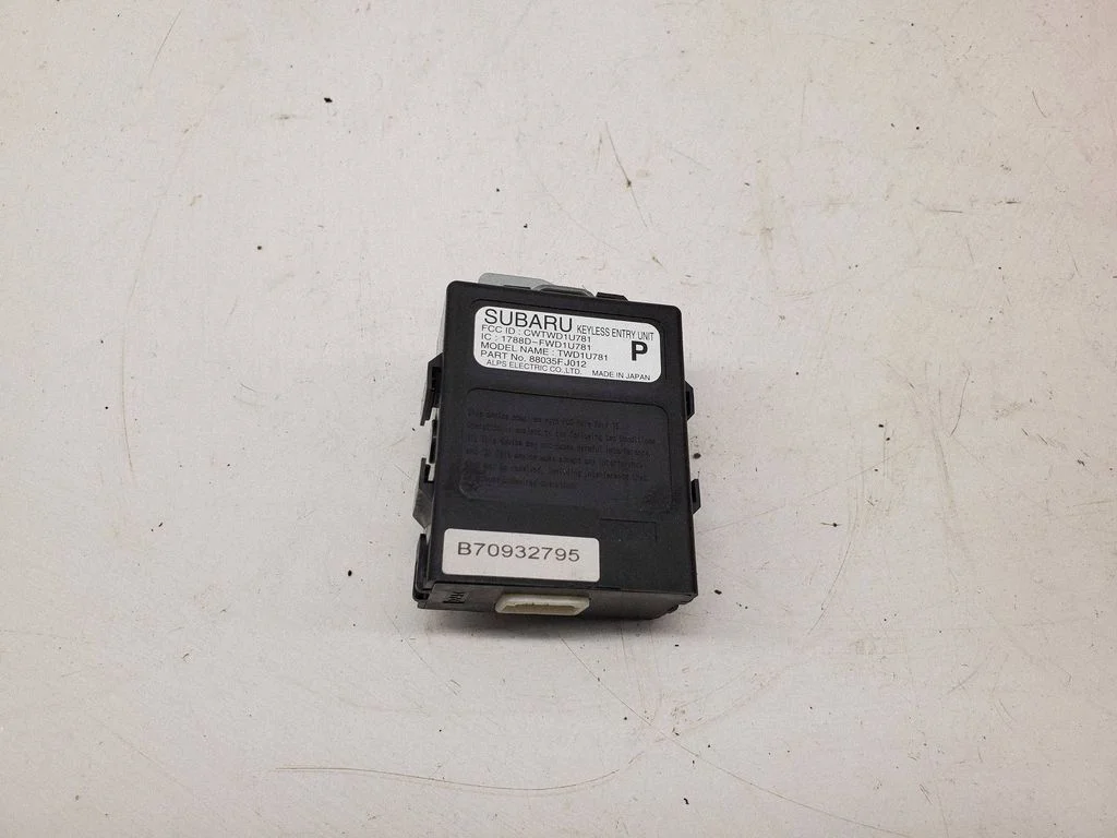 Bezatslēgas sistēmas KESSY (keyless) vadības bloks/modulis 88035FJ012