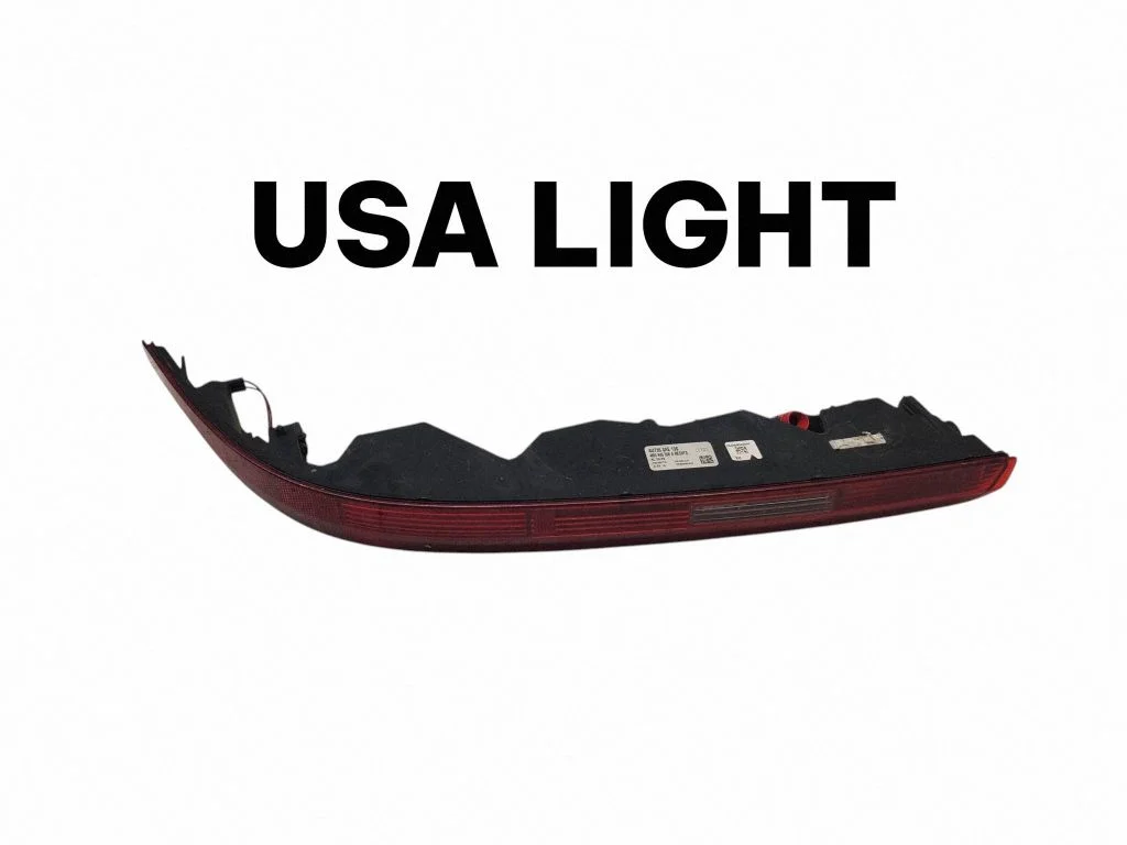 Aizmugurējais lukturis bamperī 4M0945096A