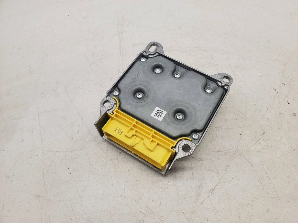 ESP (stabilitātes sistēmas) vadības bloks 4H0907637A