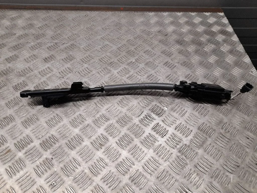 Seat belt adjustment motor – Audi A8 S8 D4 4H (2010-2016)