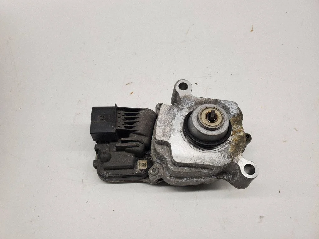 Jaotuskasti mootor – BMW 3-seeria F30 F35 F31 (2012-2018)