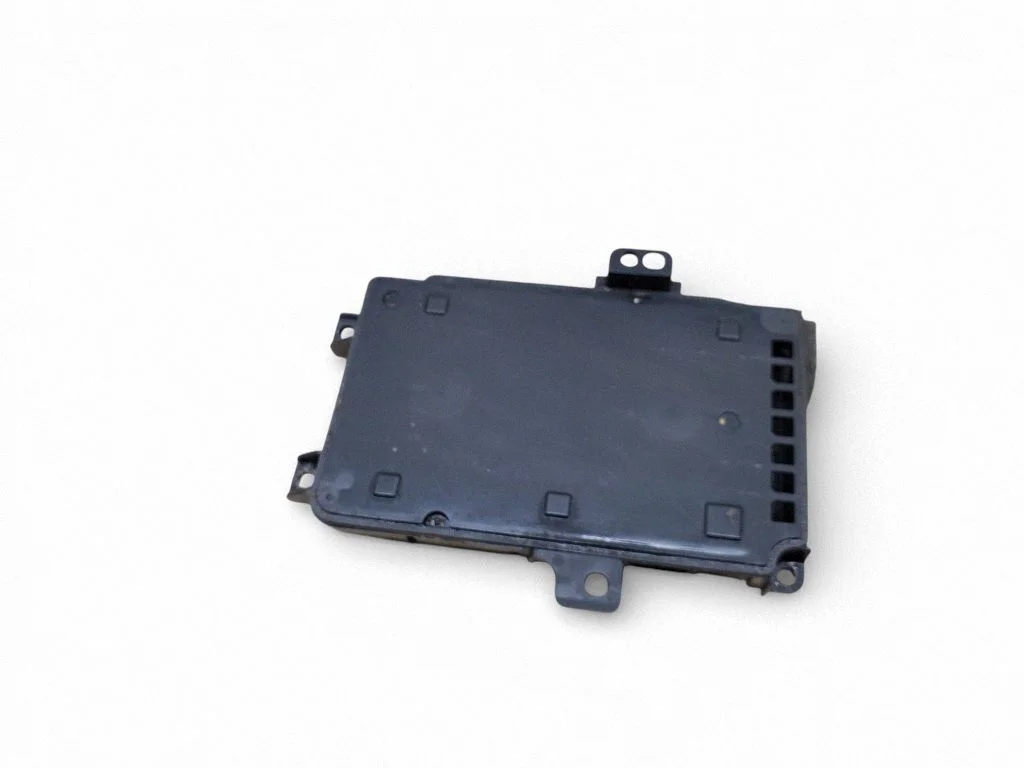 Wireless charging module – Mercedes-Benz E-Class W213 (2016-)