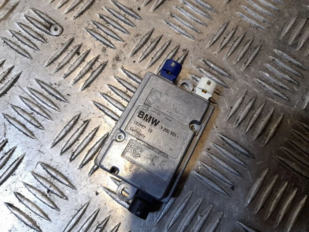 USB vadības bloks – BMW 7. sērija F01 F02 F03 F04 (2008-2016)