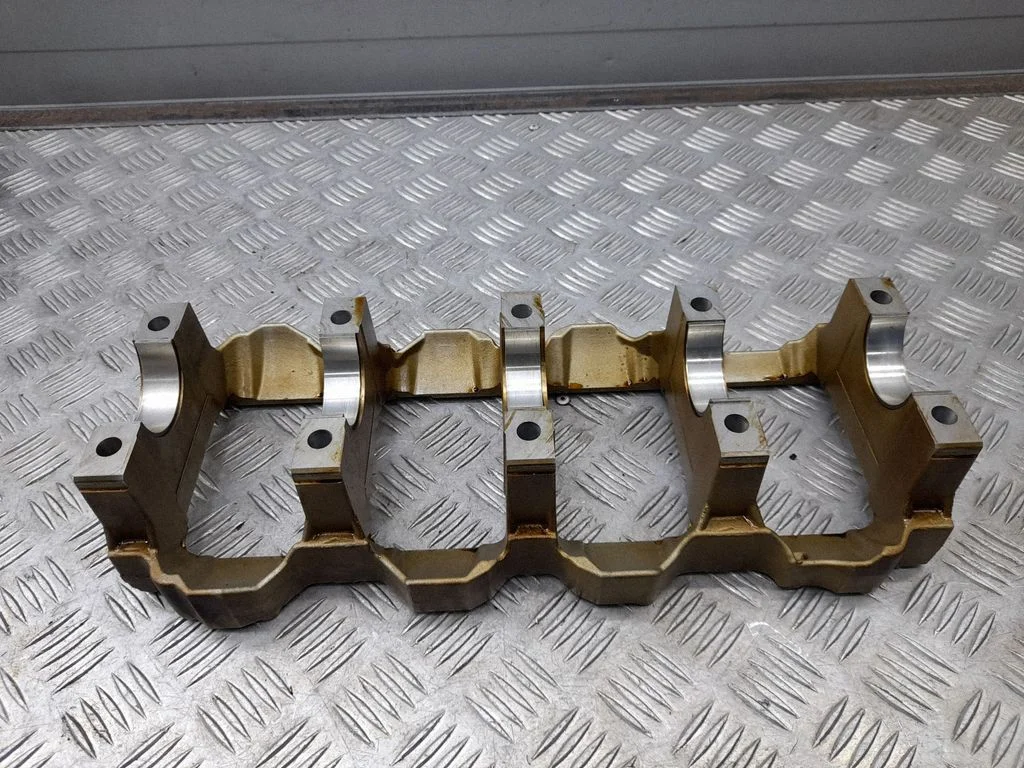 Kloķvārpstas turētājs LM2430