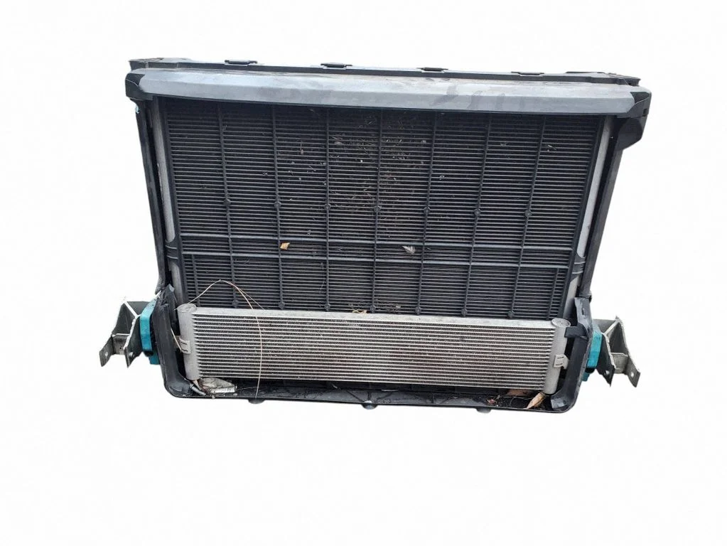 Radiaatorite komplekt – BMW 5-seeria G30 G31 G38 (2016-)
