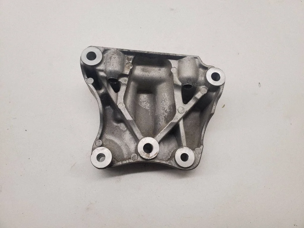 Obudowa termostatu – Chrysler Pacifica (2017-)