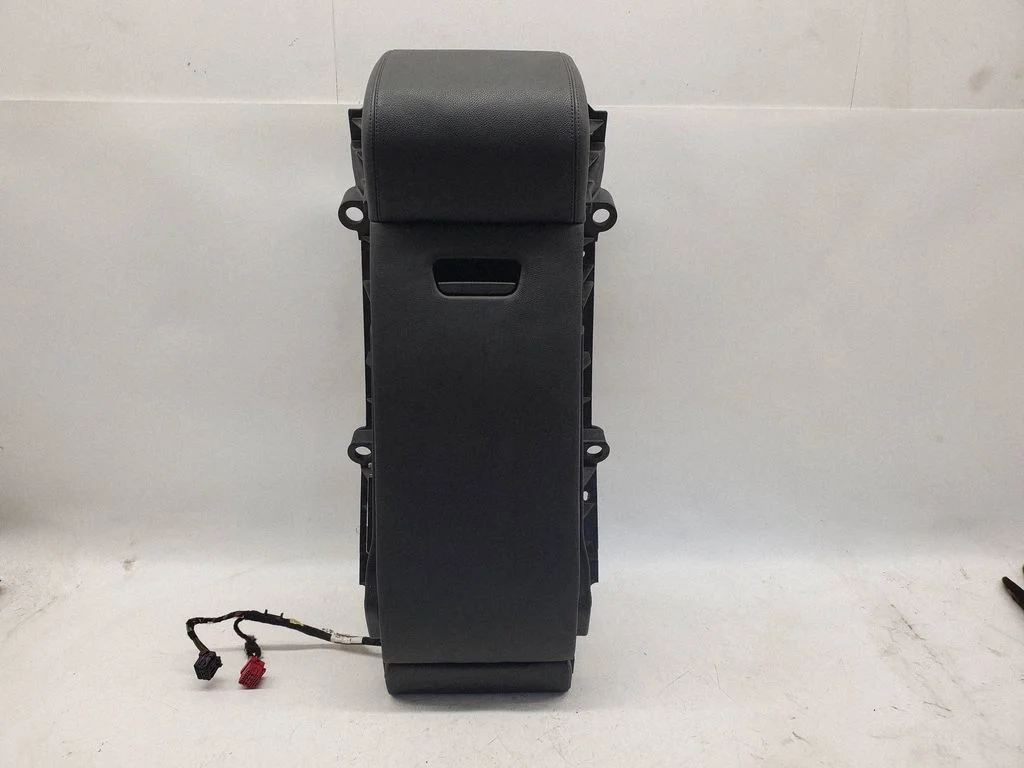 Aizmugurējā sēdekļa roku balsts 4H0885075K