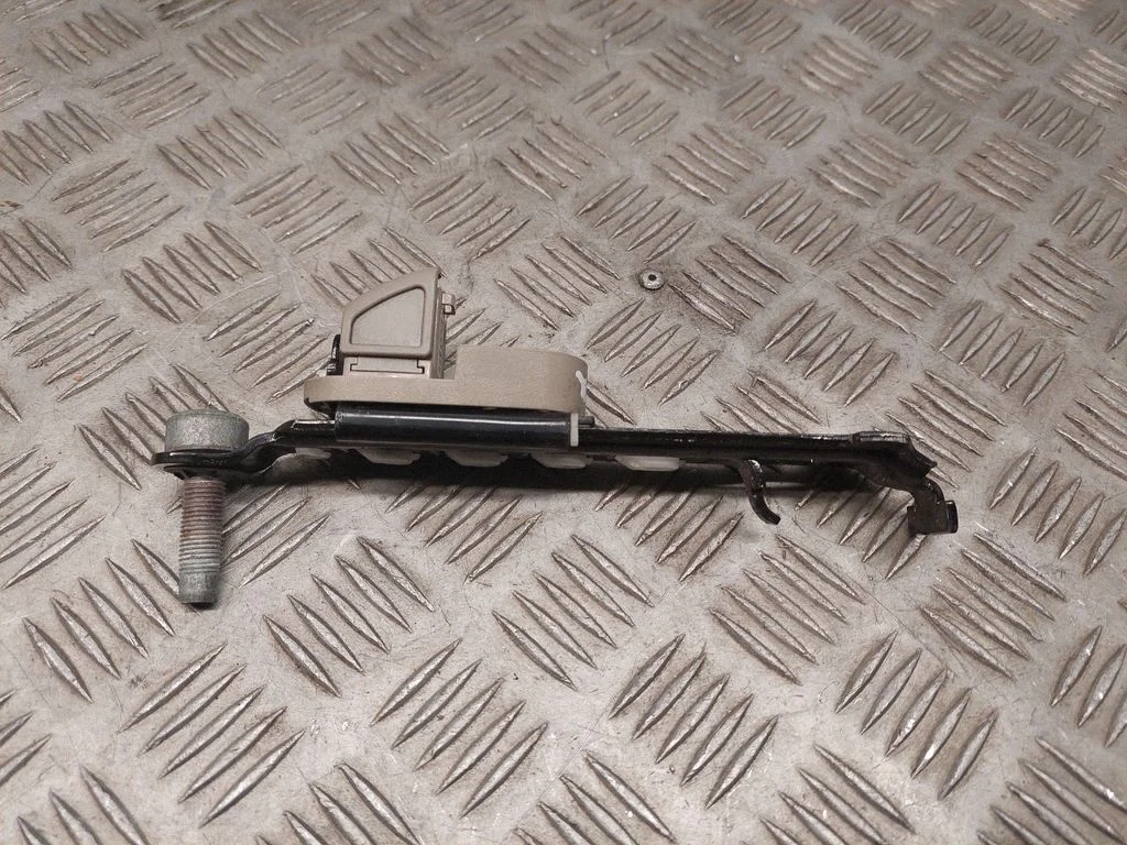 Seat belt height adjuster P1HM16BD1AA
