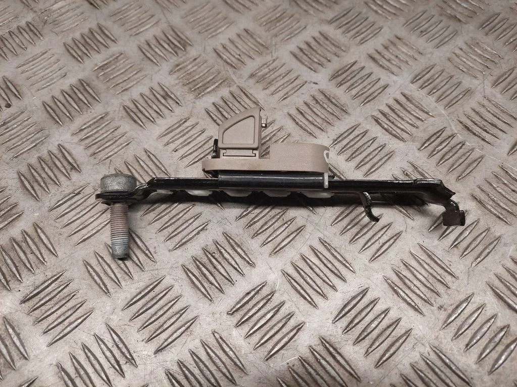 Seat belt height adjuster P1HM16BD1AA
