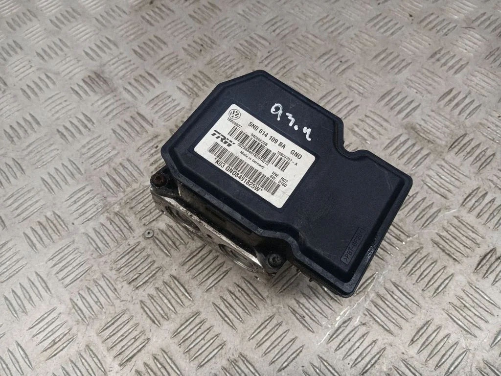 ABS bloks 5N0614109BA