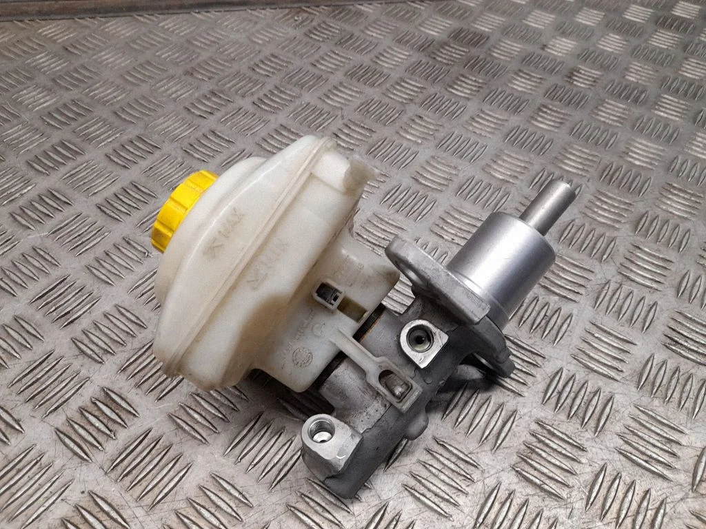 Pompa hamulcowa 97035501300