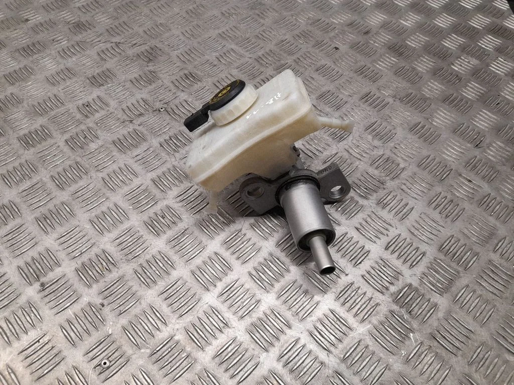 Master brake cylinder – Audi A8 S8 D4 4H (2010-2016)