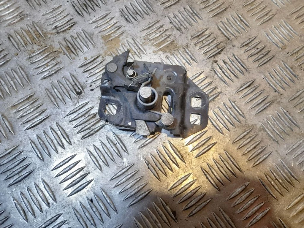 Engine bonnet/hood lock/catch – Ford Fusion II (2013-)