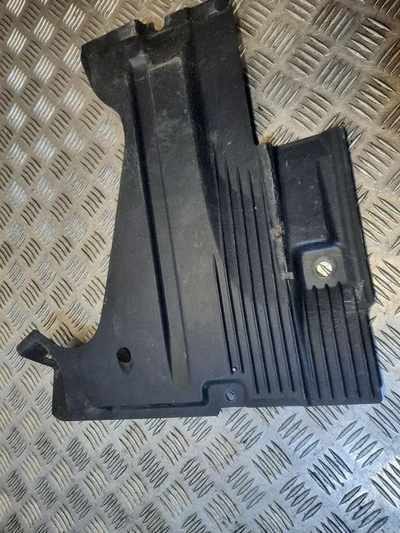Pikapi kasti põhjakate – Audi A6 Allroad C6 (2006-2011)