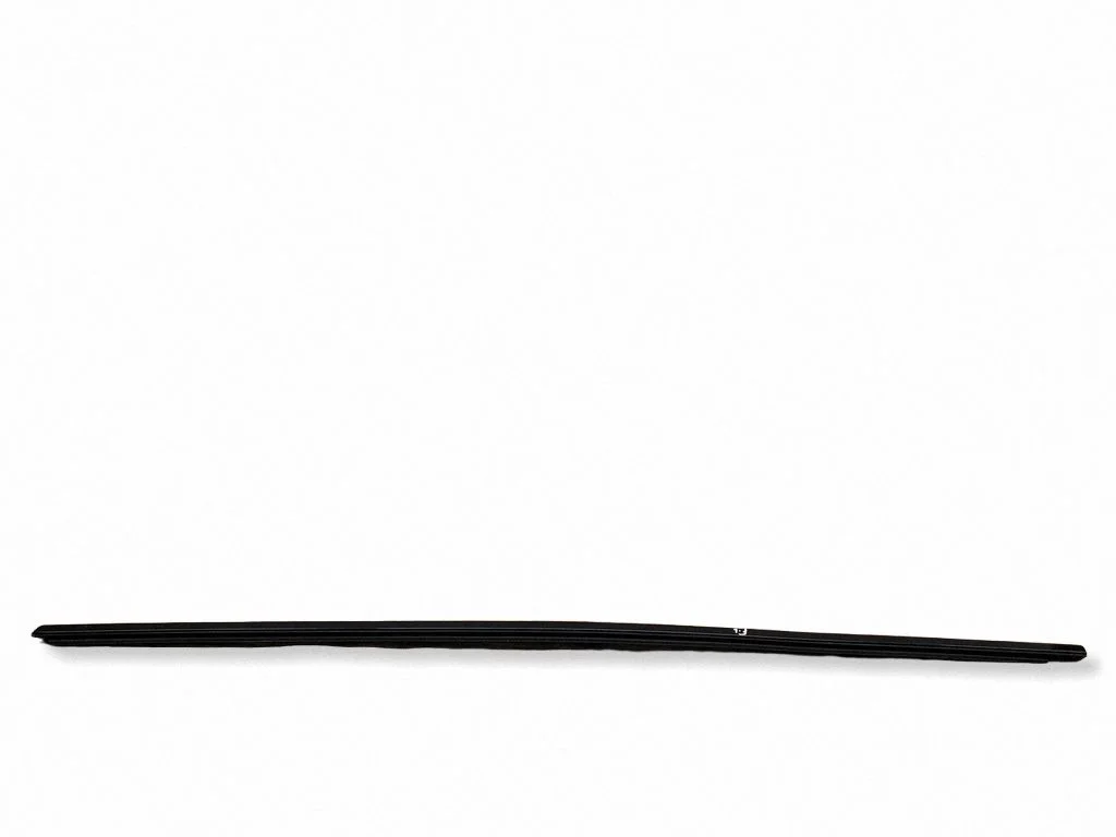 Front door glass trim molding – left