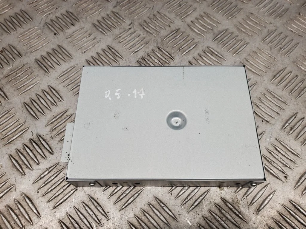 Camera control unit module – Audi Q5 SQ5 8R (2008-2017)