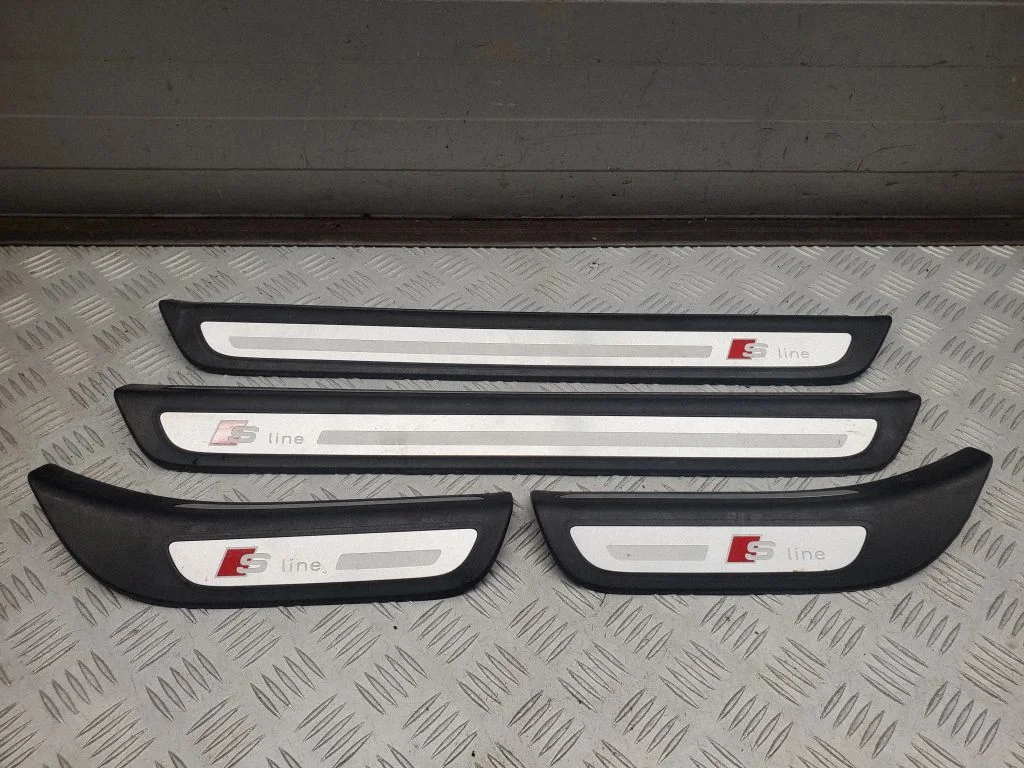 sill trim set (inner) – Audi Q5 SQ5 8R (2008-2017)