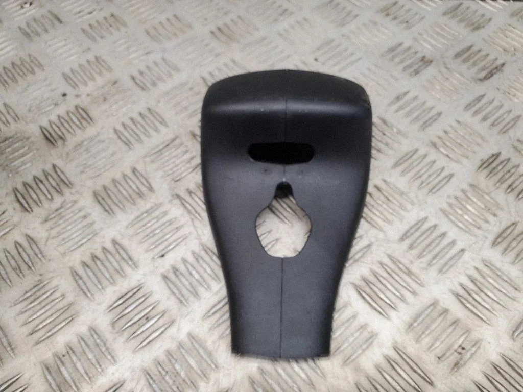 Atpakaļskata spoguļa apdare – Jeep Grand Cherokee (2010-2021)