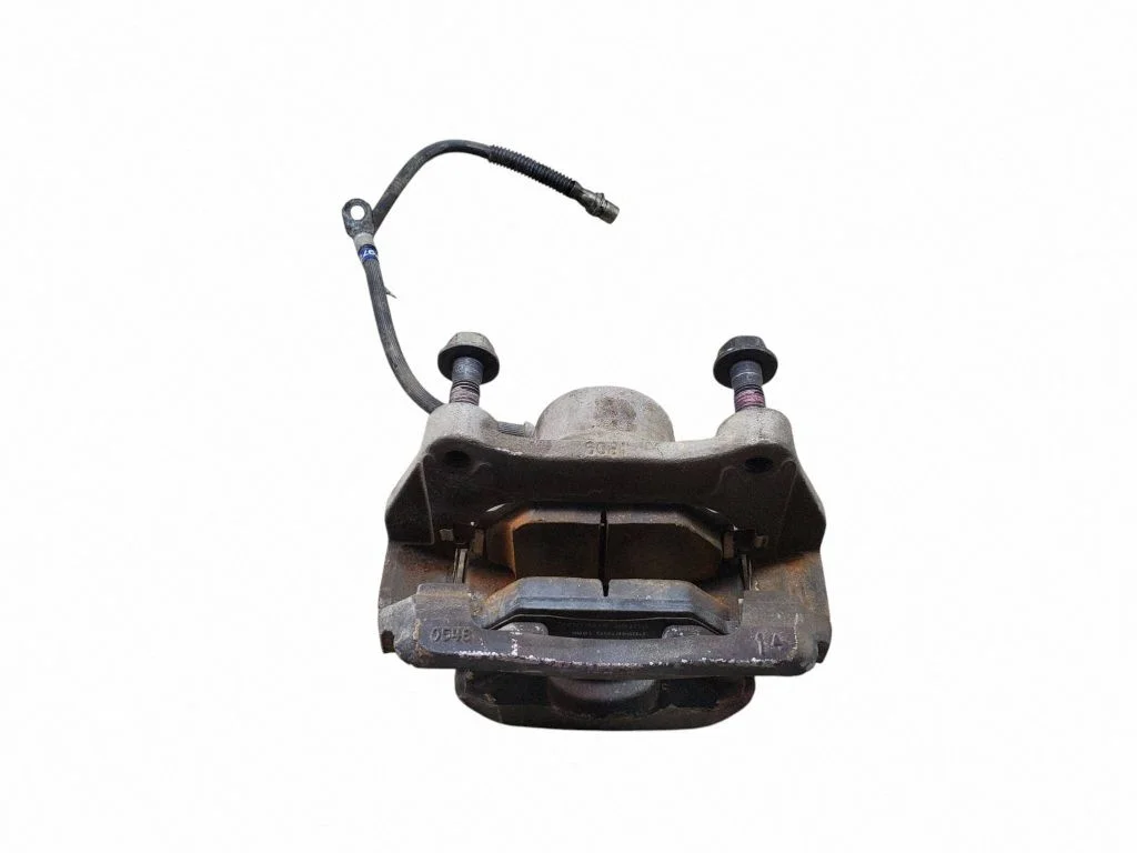 Front brake caliper – front right