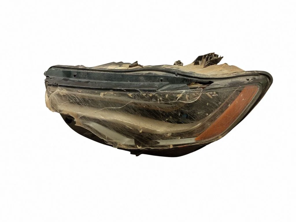 Priekšējais lukturis 4G0941033E