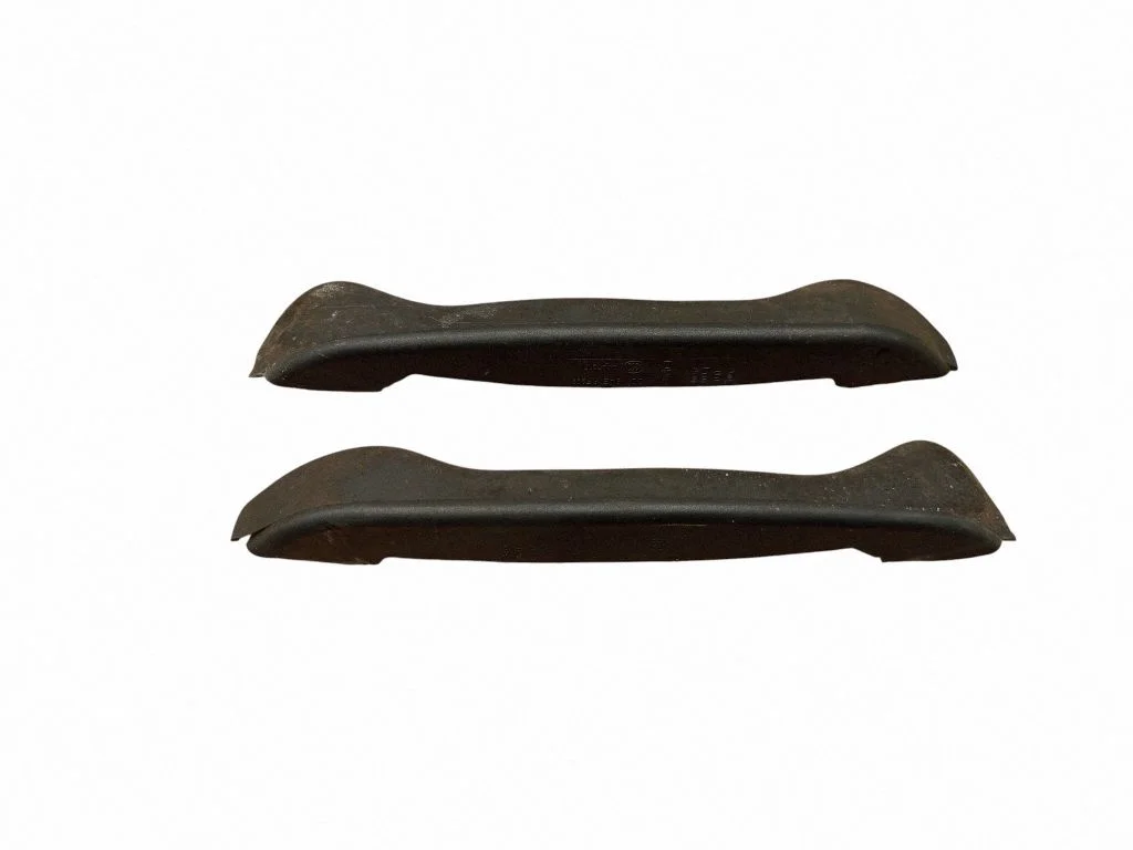 Aizmugurējā luktura apdare (līstīte) A2078211436