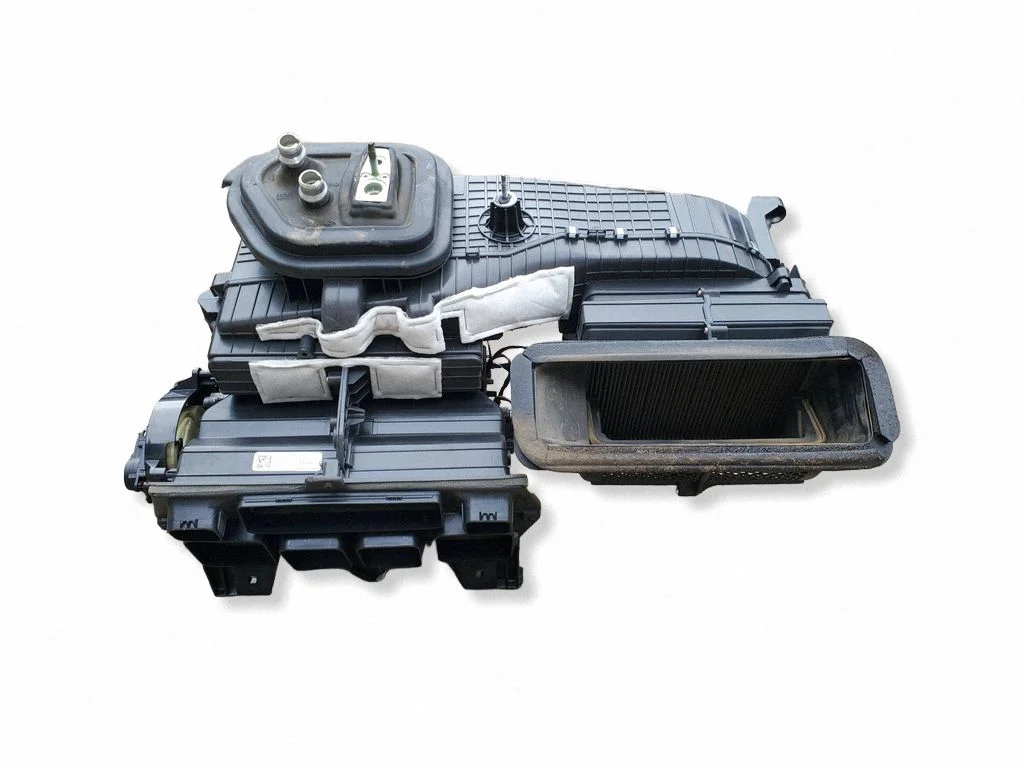 Salona klimata mezgla komplekts 84701597 – Cadillac XT6 (2019-)