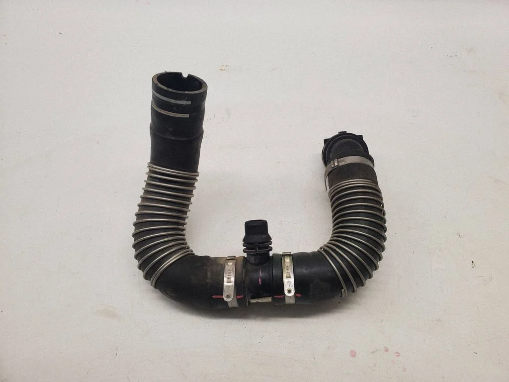 Motora dzesēšanas caurule (-es)/šļūtene (-es) 00505738560