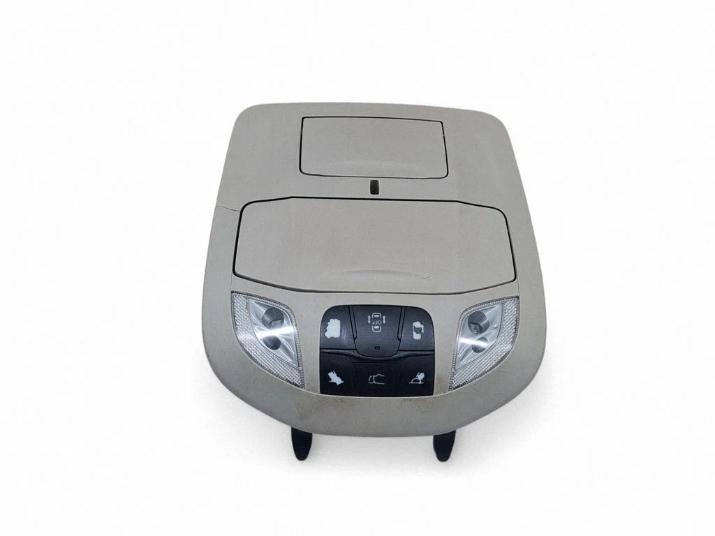 Front seat light – Chrysler Pacifica (2017-)