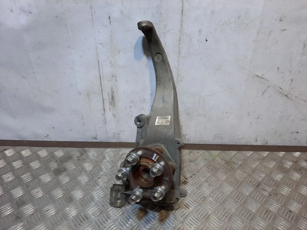 Priekšējā rumba 8W833K185AC