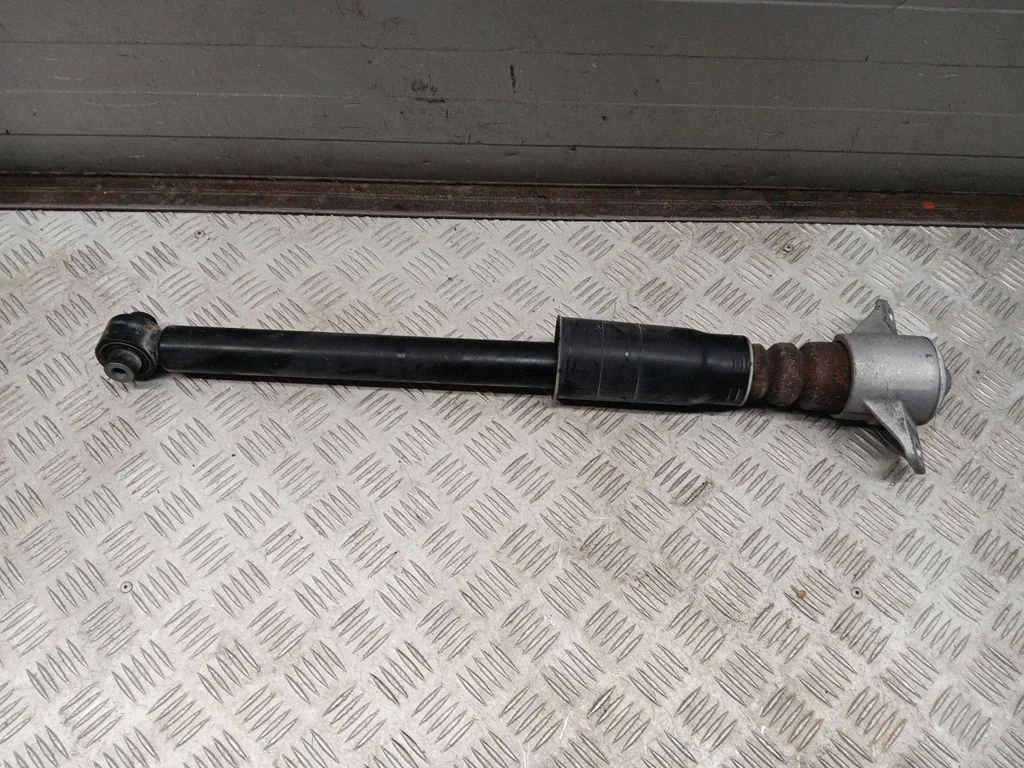 Rear shock absorber/damper – Audi A4 Allroad B9 (2016-)