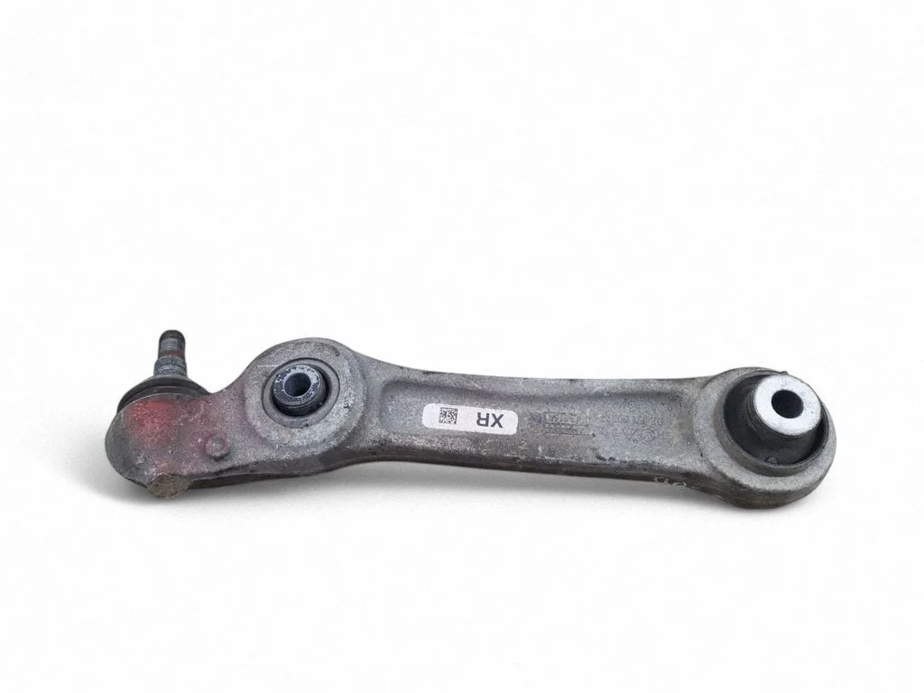 Front control arm – front right